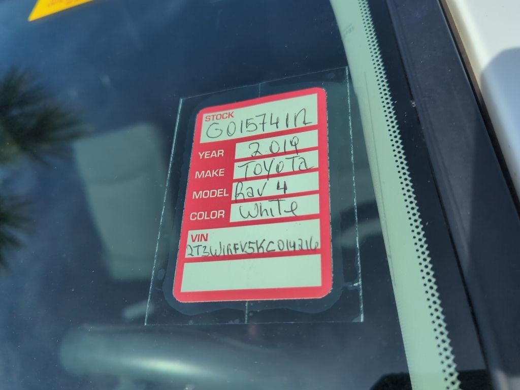 Used 2019 Toyota RAV4 XLE image 5