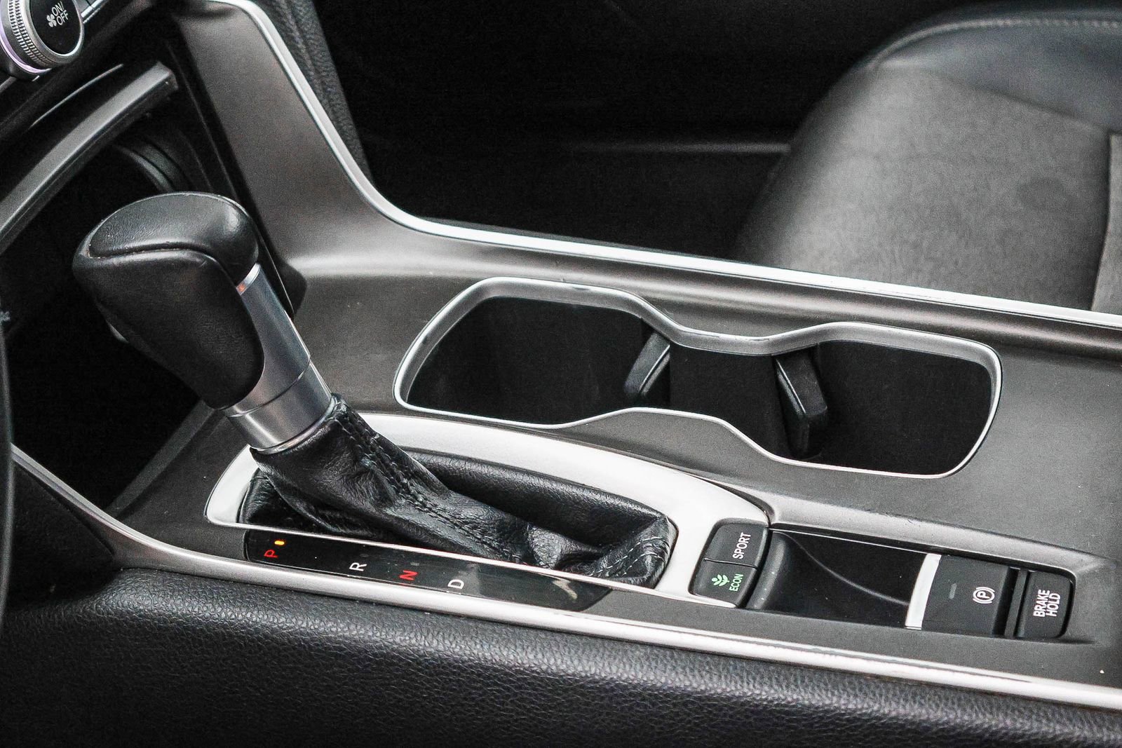 Used 2018 Honda Accord Sport image 28