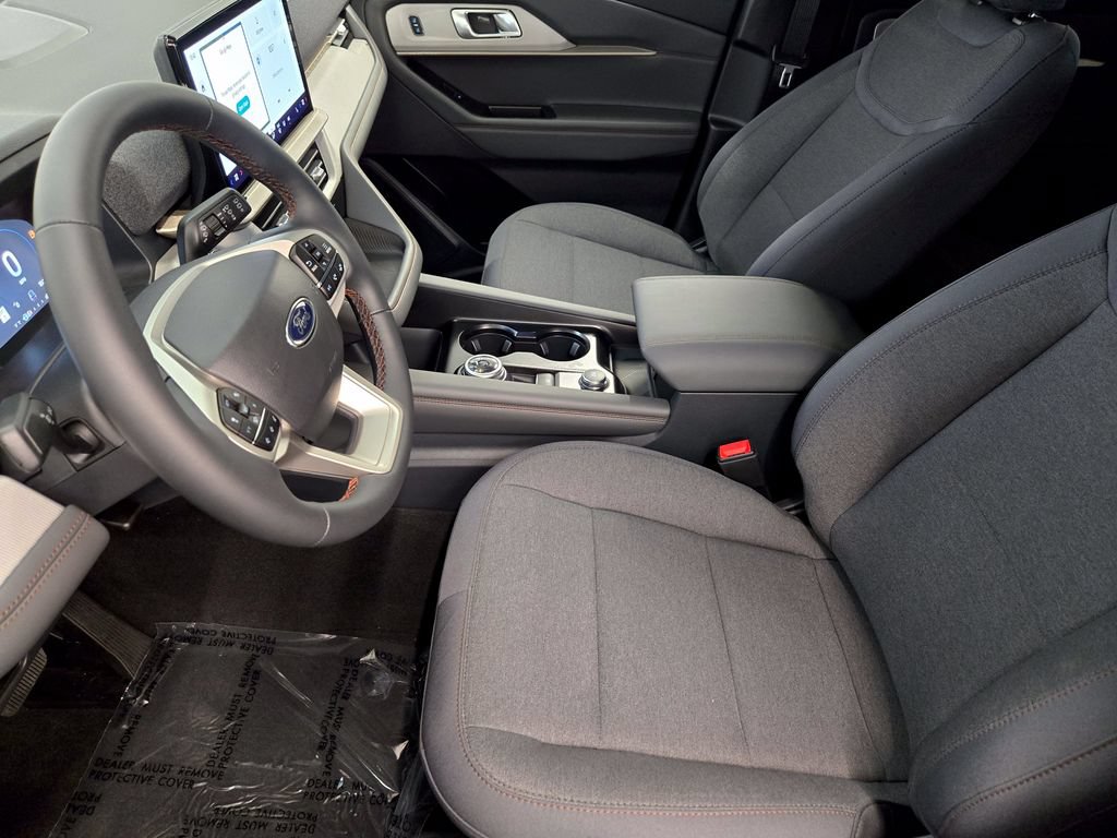 New 2026 Ford Explorer Active RWD image 12