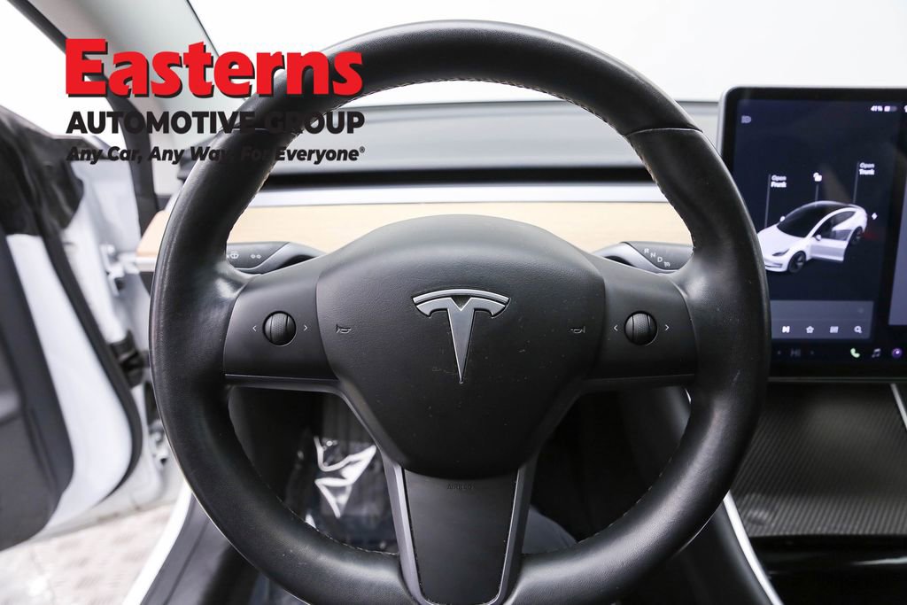 Used 2018 Tesla Model 3 Long Range image 10