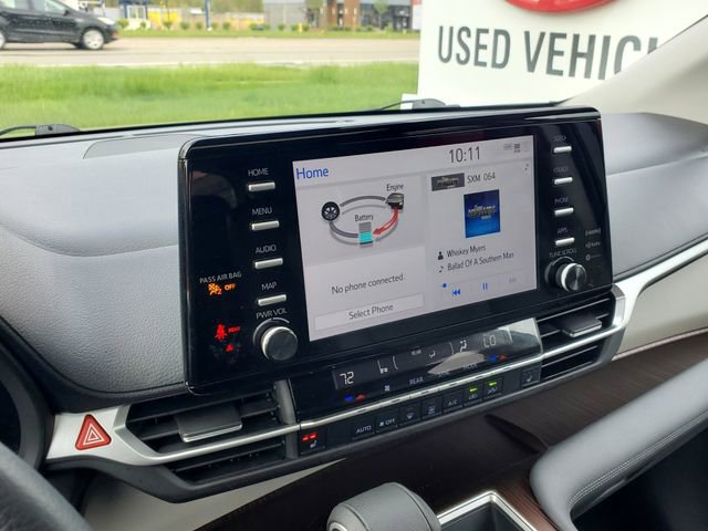 Used 2023 Toyota Sienna XLE FWD image 27