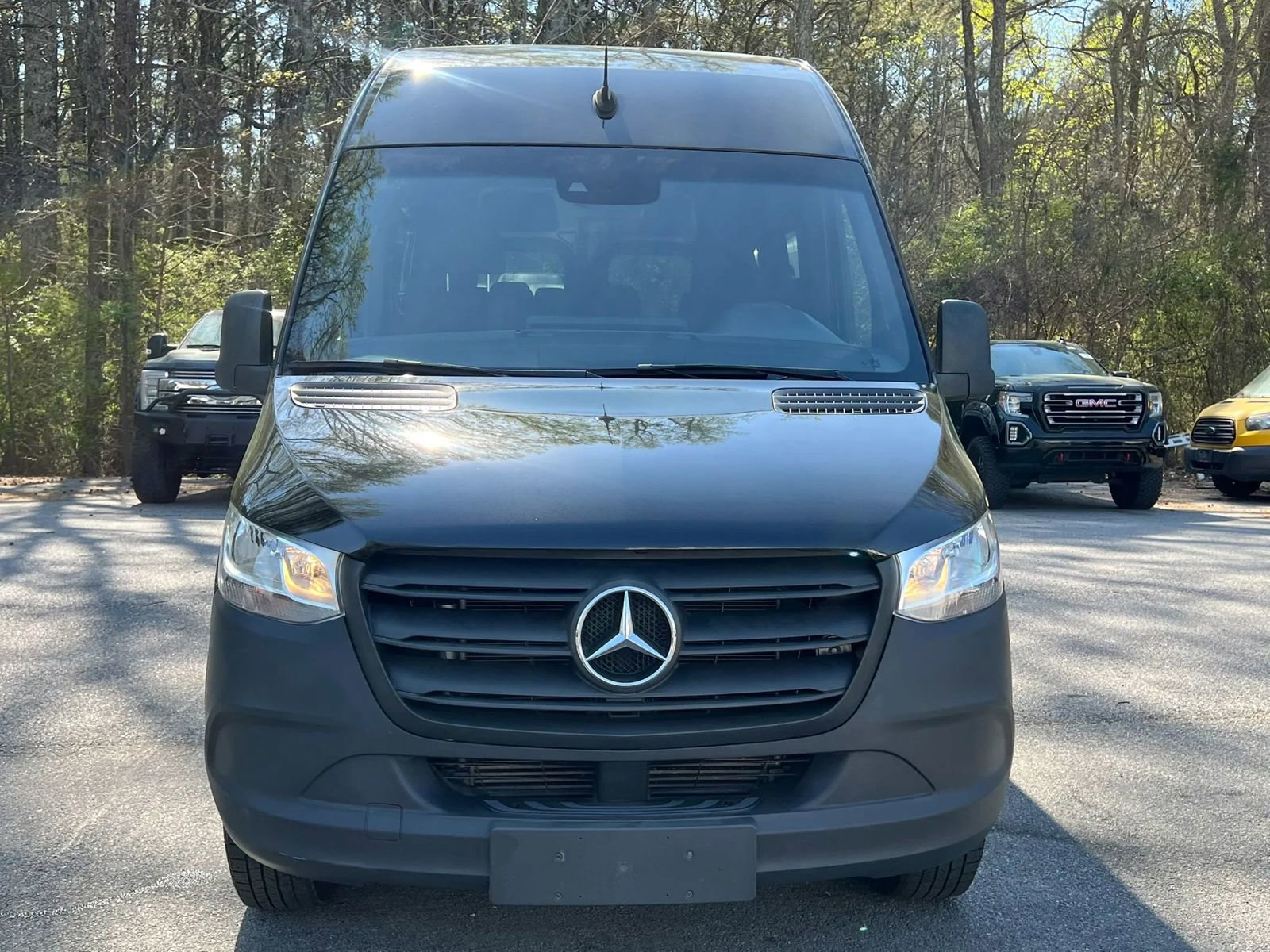 Used 2019 Mercedes-Benz Sprinter 2500 w/ Acoustic Package image 8