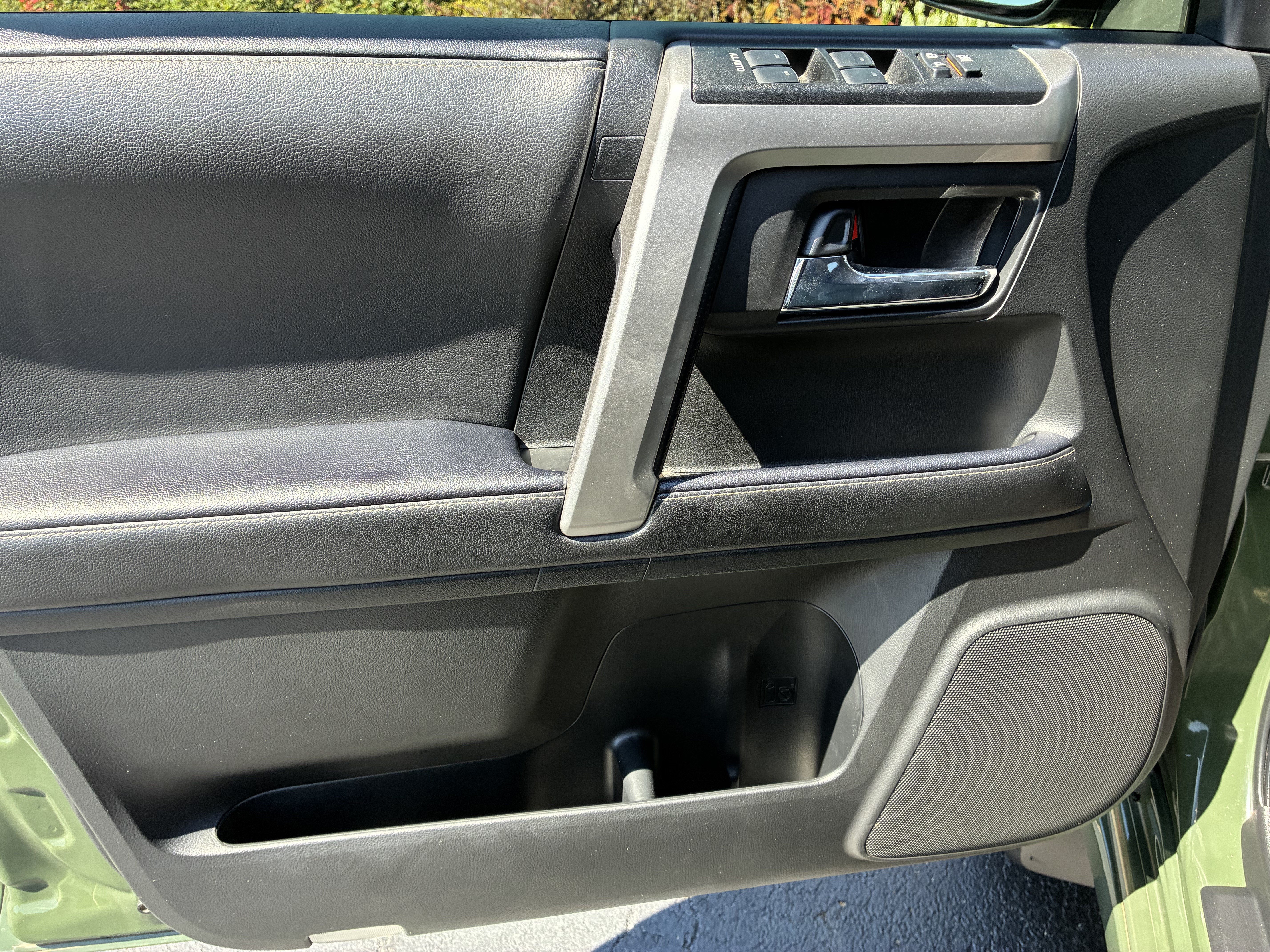 Used 2022 Toyota 4Runner TRD Sport w/ Technology Package RWD image 23