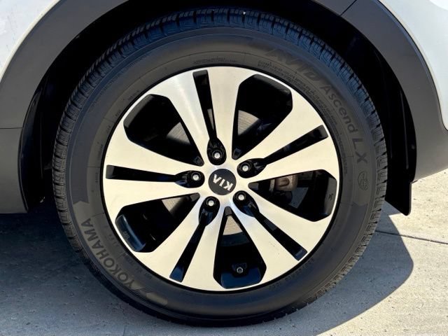 Used 2012 Kia Sportage EX w/ EX Premium Pkg FWD image 33