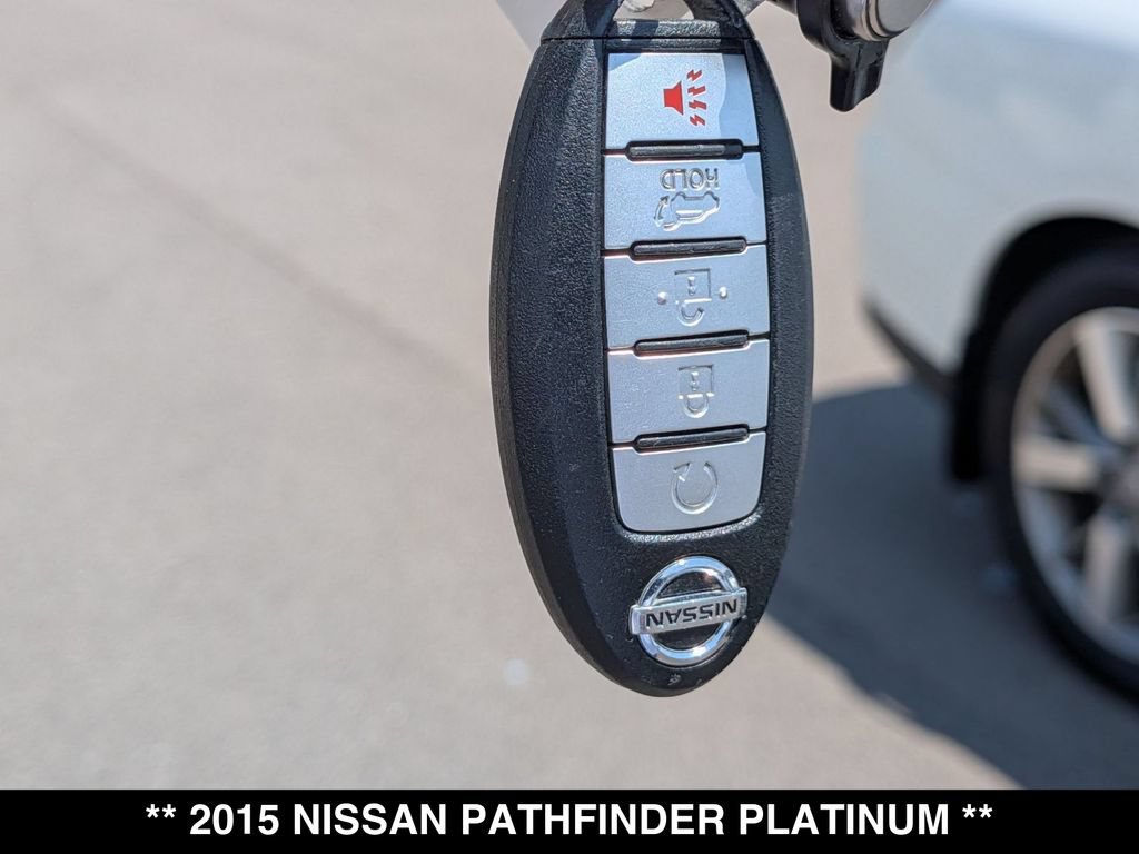 Used 2015 Nissan Pathfinder Platinum w/ Family Entertainment Package AWD/4WD image 26