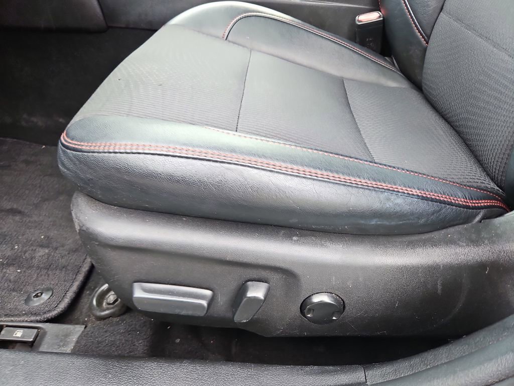 Used 2017 Toyota Camry SE image 20