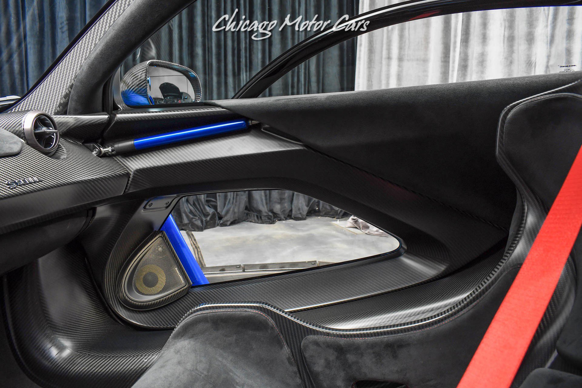 Used 2019 McLaren Senna Coupe ULTRA RARE Only 1685 Mil image 29