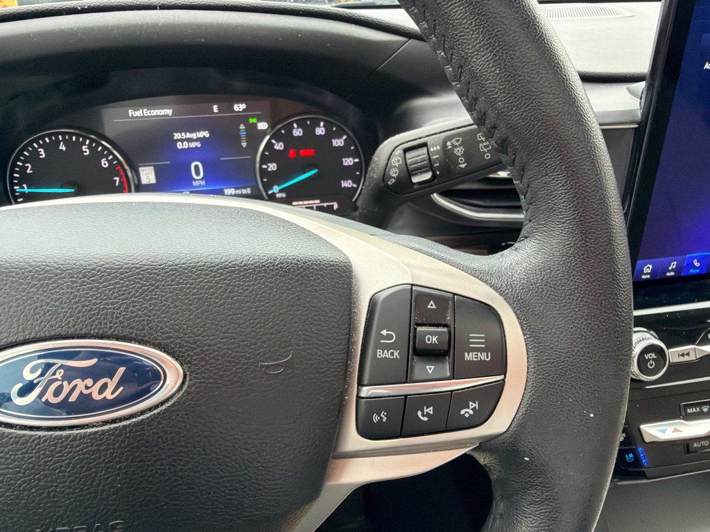 Used 2024 Ford Explorer Limited w/ Limited Technology Package RWD image 6
