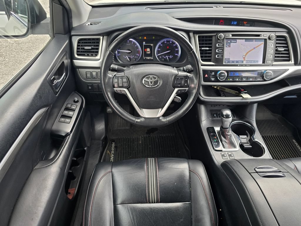 Used 2019 Toyota Highlander SE AWD/4WD image 19