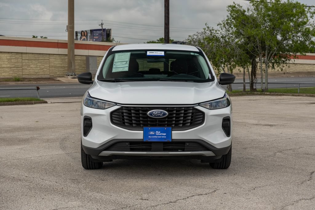 Certified 2023 Ford Escape Active w/ Tech Pack #1 FWD image 3