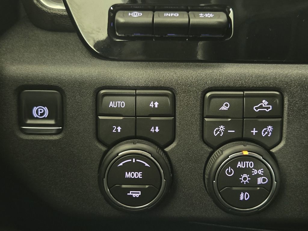New 2026 Chevrolet Silverado 2500 LTZ w/ LTZ Premium Texas Edition AWD/4WD image 22