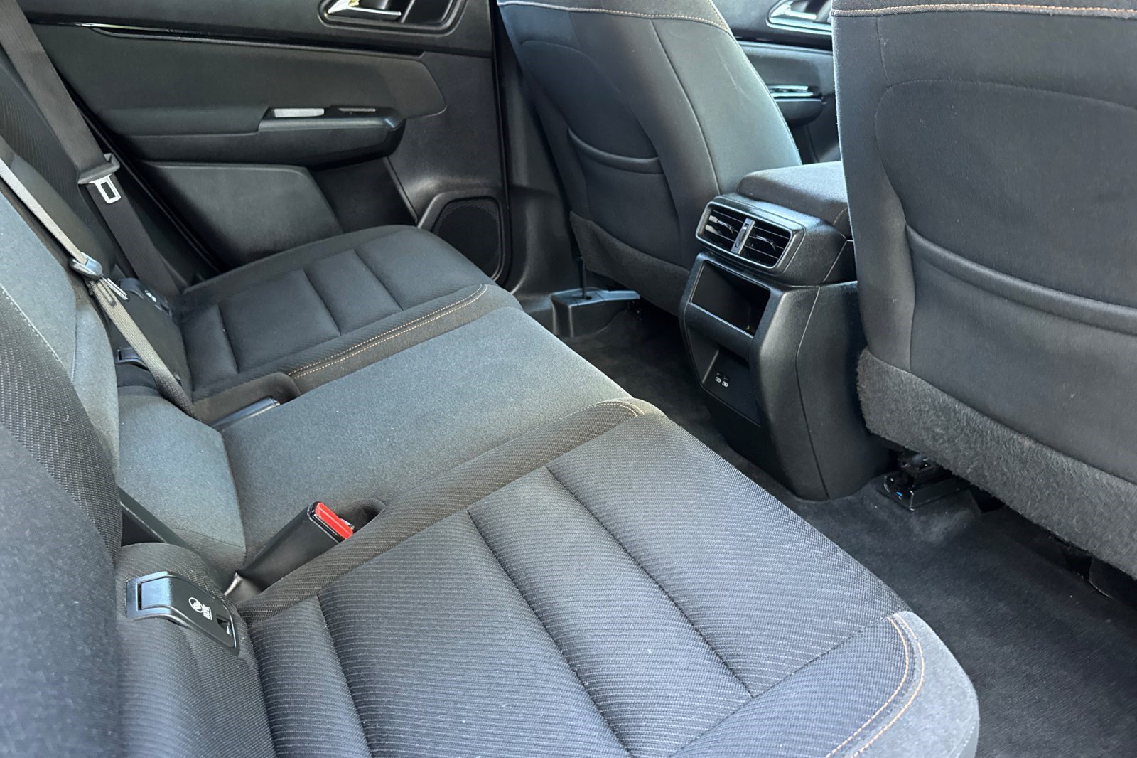 Used 2024 Honda Prologue EX image 33