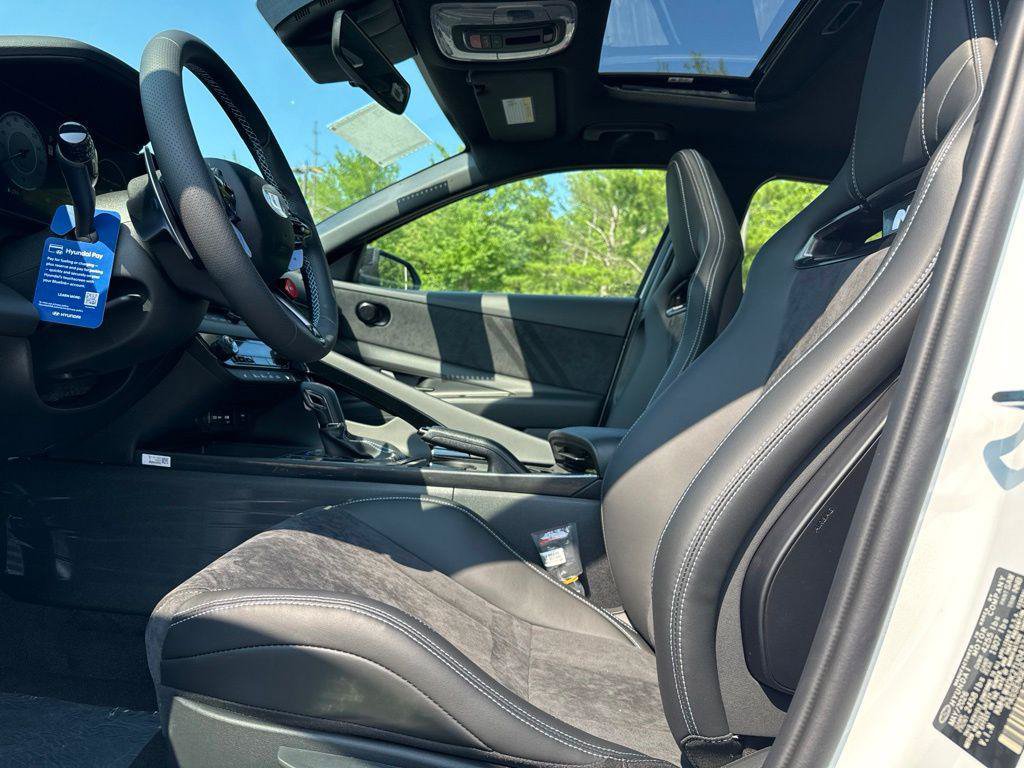 New 2026 Hyundai Elantra N FWD image 12