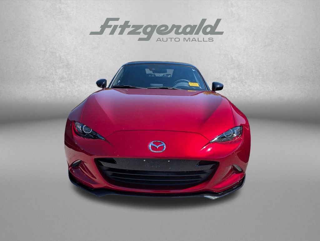 Used 2021 MAZDA MX-5 Miata Club RWD image 2