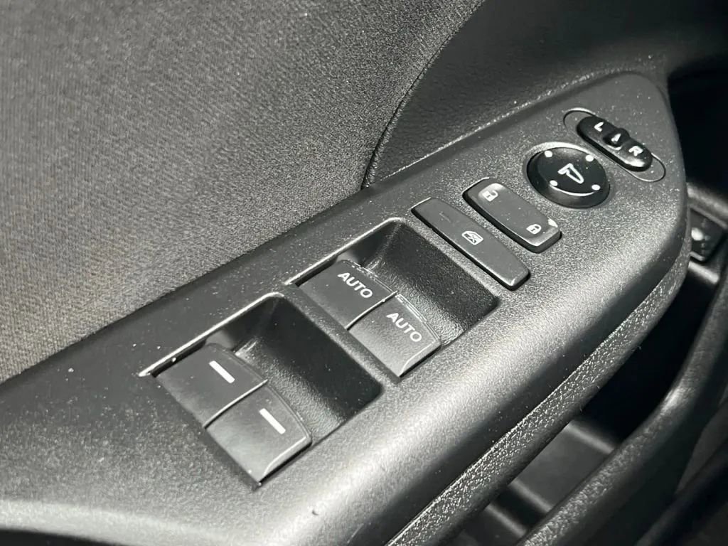 Used 2018 Honda Civic EX image 41