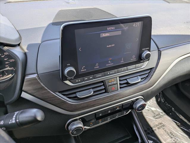 Used 2023 Nissan Altima 2.5 SV AWD/4WD image 12