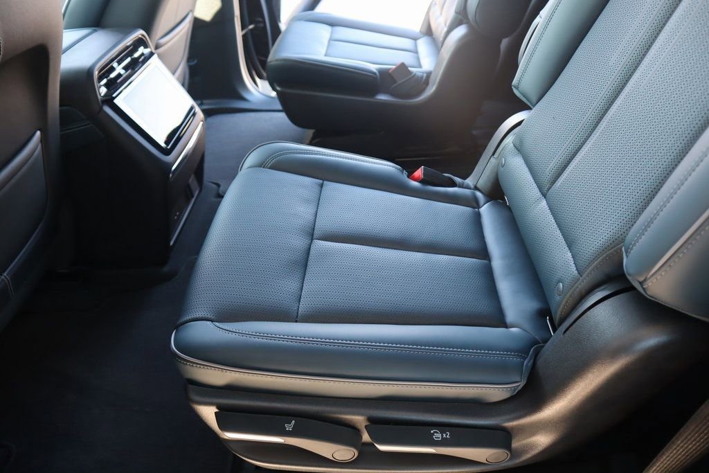 New 2025 Cadillac Escalade IQ Sport 2 image 12