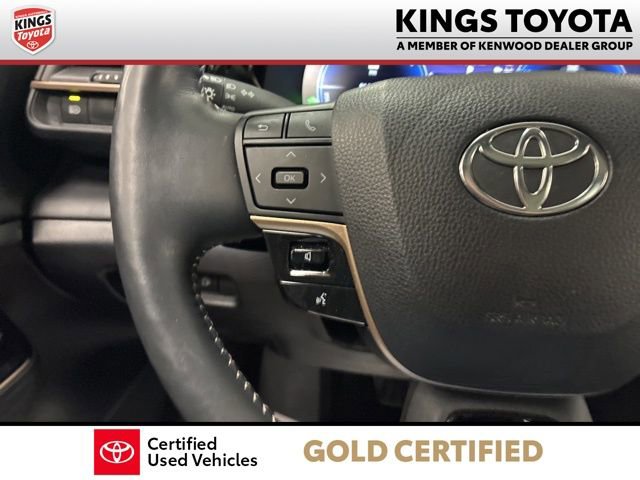 Used 2024 Toyota Crown Platinum image 25