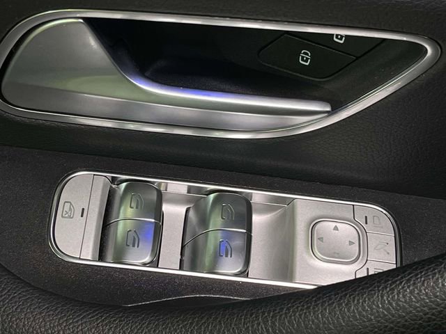 Used 2025 Mercedes-Benz GLS 450 4MATIC image 39
