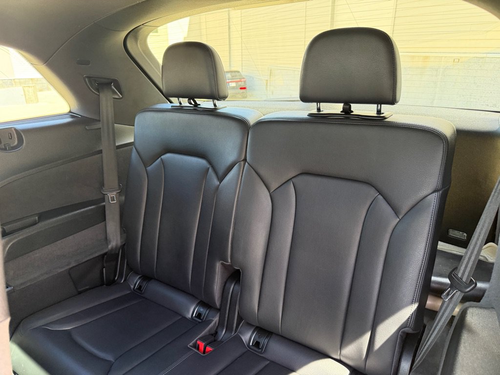 Used 2019 Audi Q7 3.0T Premium w/ Convenience Package AWD/4WD image 21