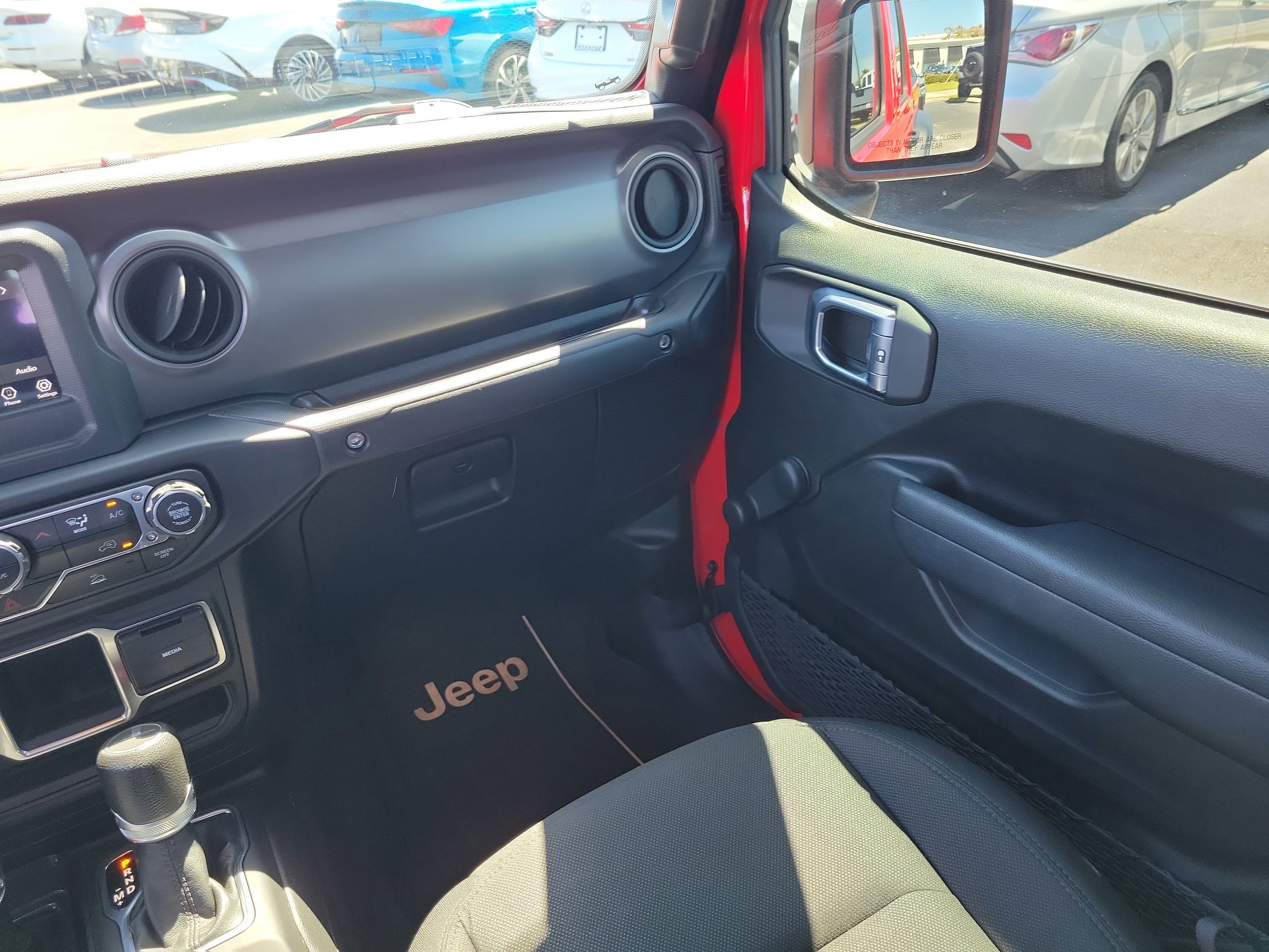 Used 2023 Jeep Gladiator Sport image 18