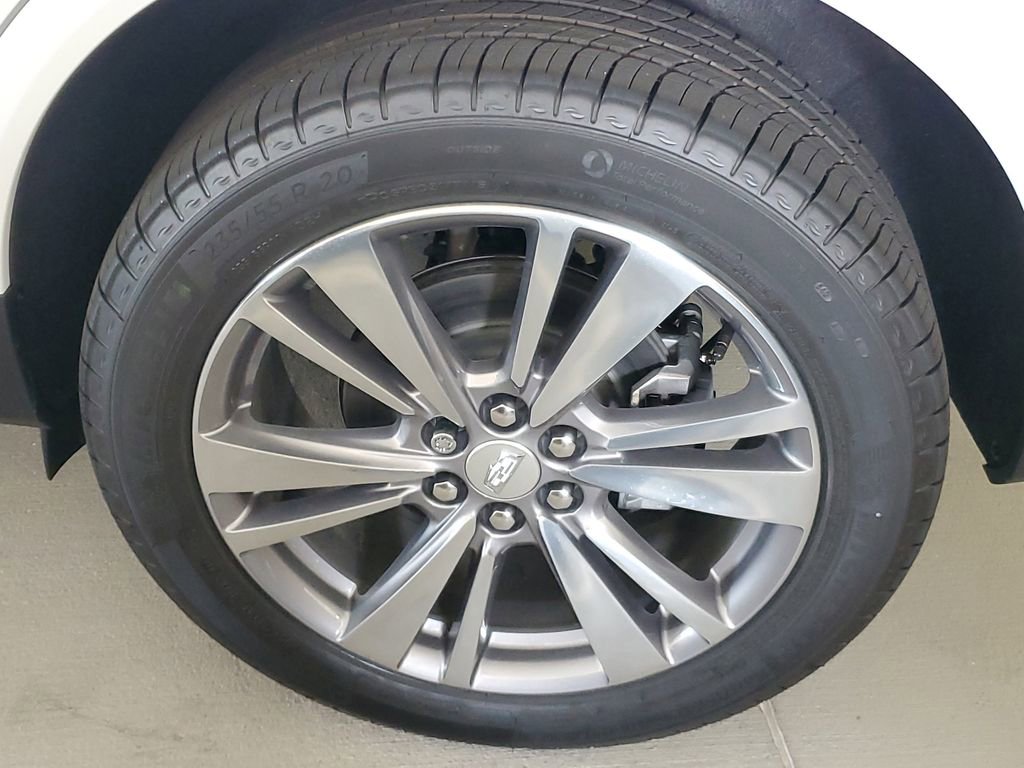 New 2026 Cadillac XT5 Premium Luxury w/ Driver Assist Package FWD image 5