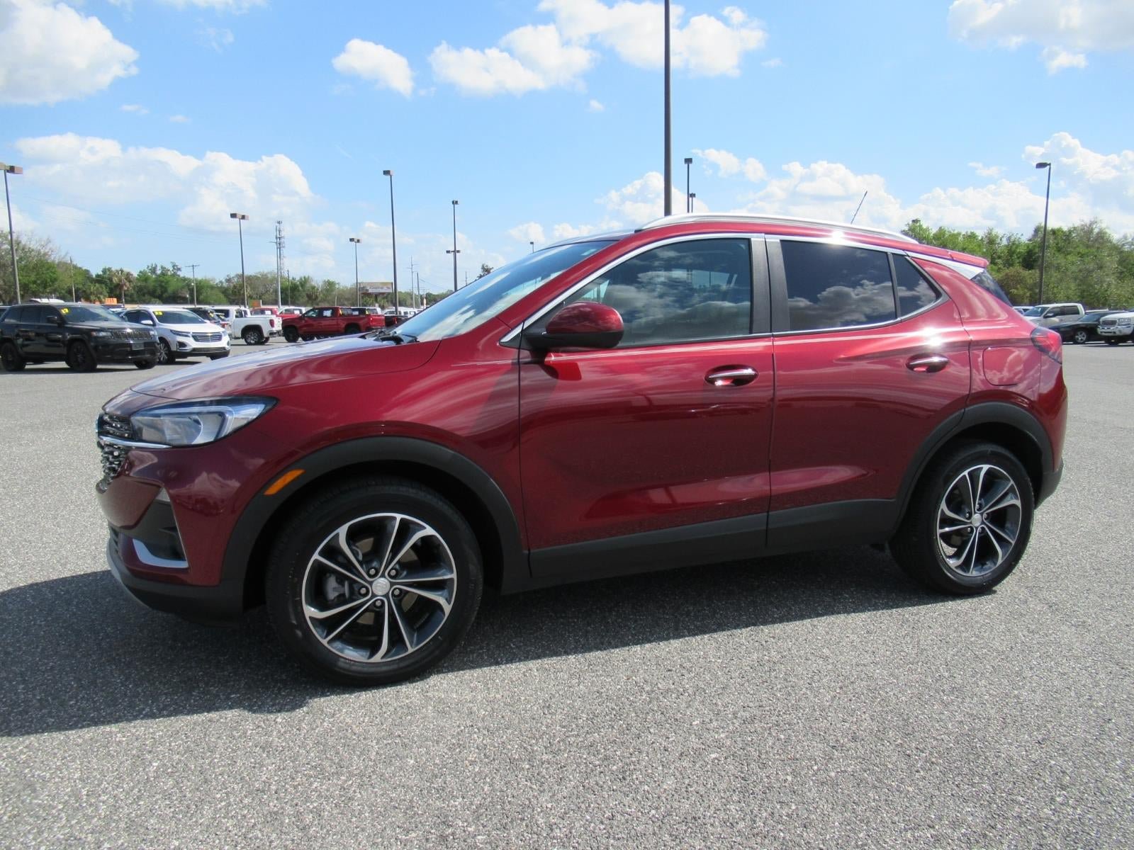 Used 2023 Buick Encore GX Select w/ Safety Package II FWD image 4