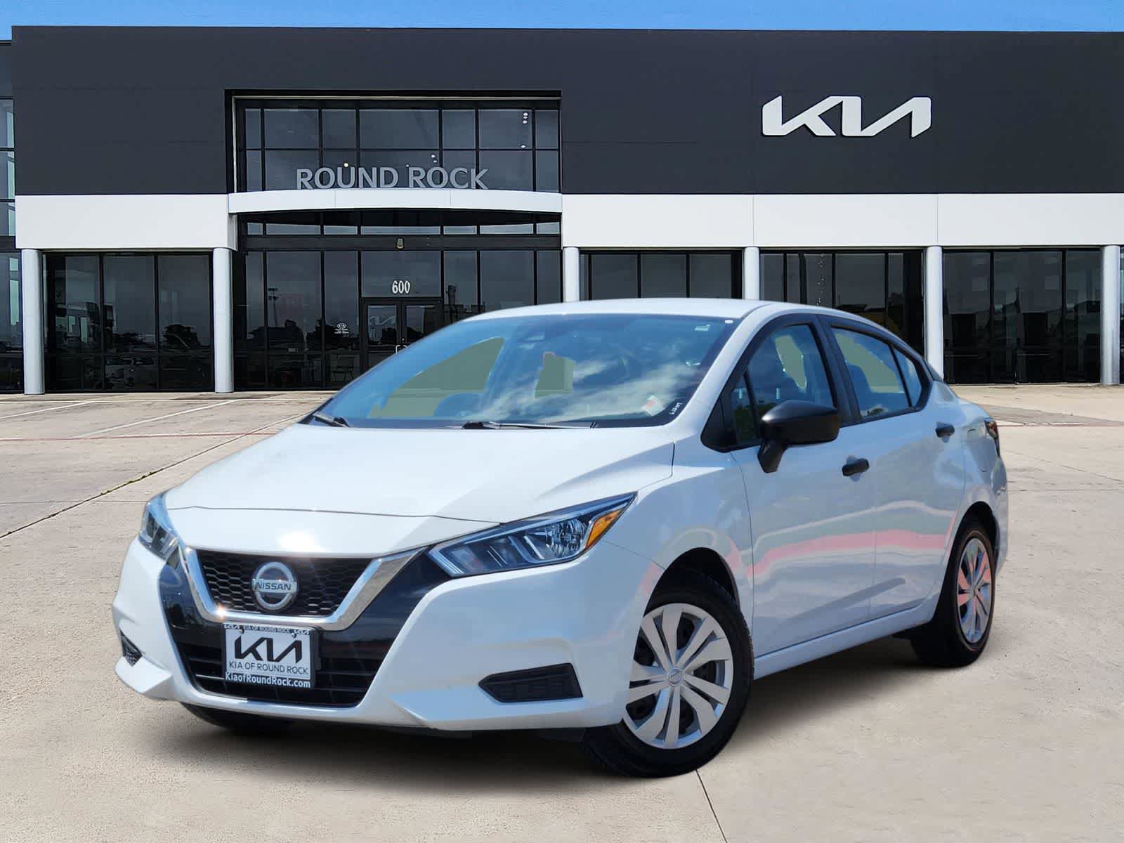Used 2022 Nissan Versa S FWD image 1