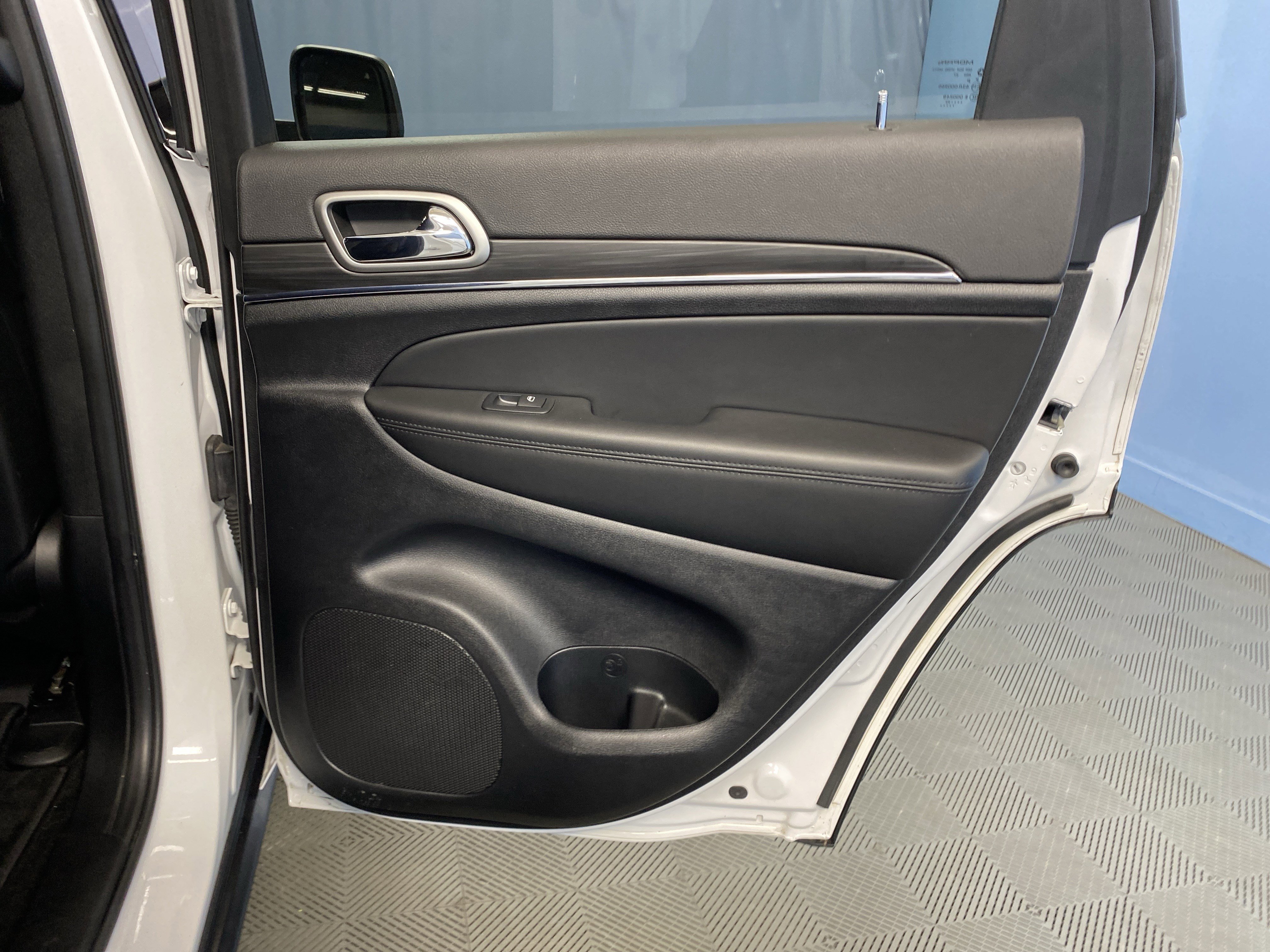 Certified 2022 Jeep Grand Cherokee Limited image 48