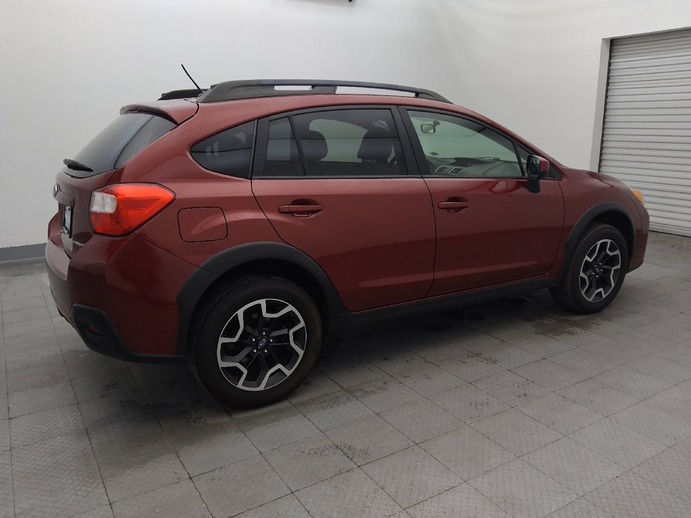 Used 2017 Subaru Crosstrek 2.0i Premium image 10
