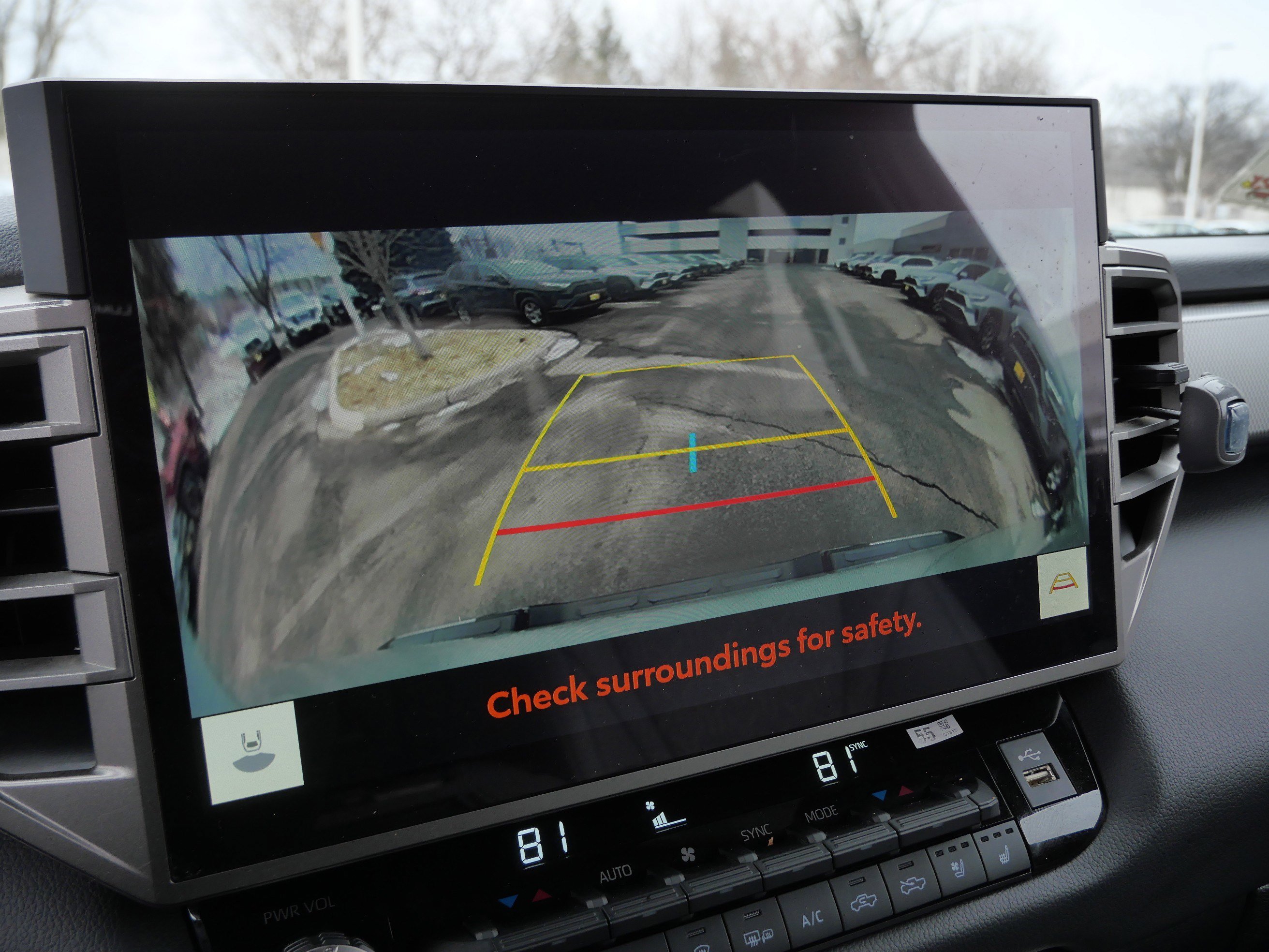 Used 2025 Toyota Tundra Limited image 32