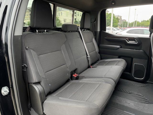 Used 2024 Chevrolet Silverado 1500 LT AWD/4WD image 30