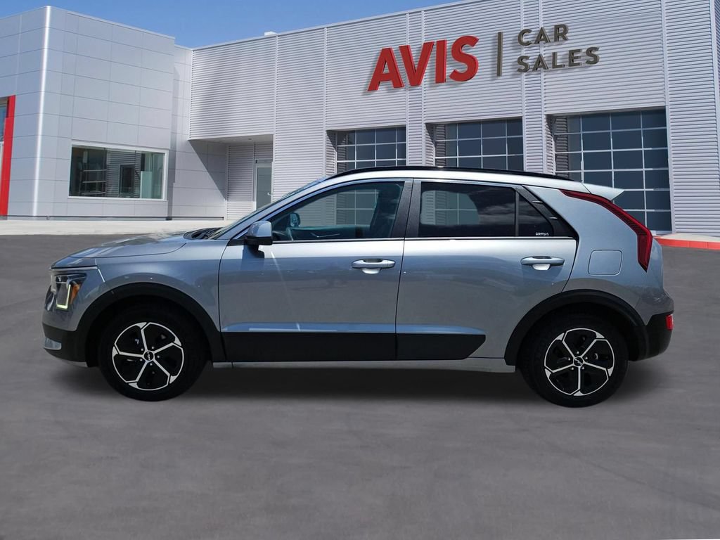 Used 2025 Kia Niro LX FWD image 10