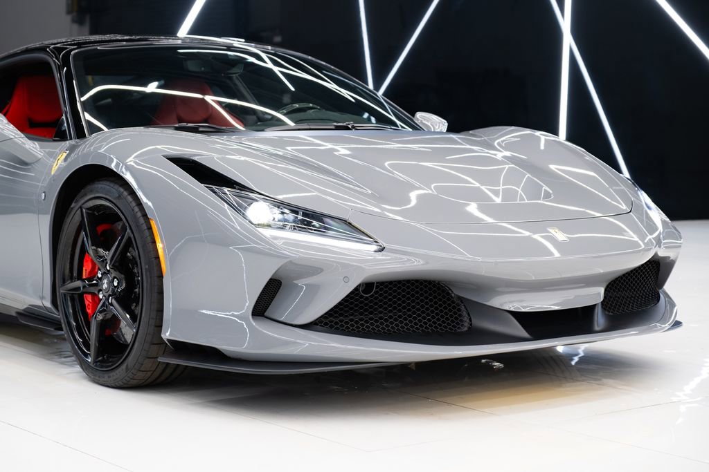 Used 2021 Ferrari F8 Tributo RWD image 5