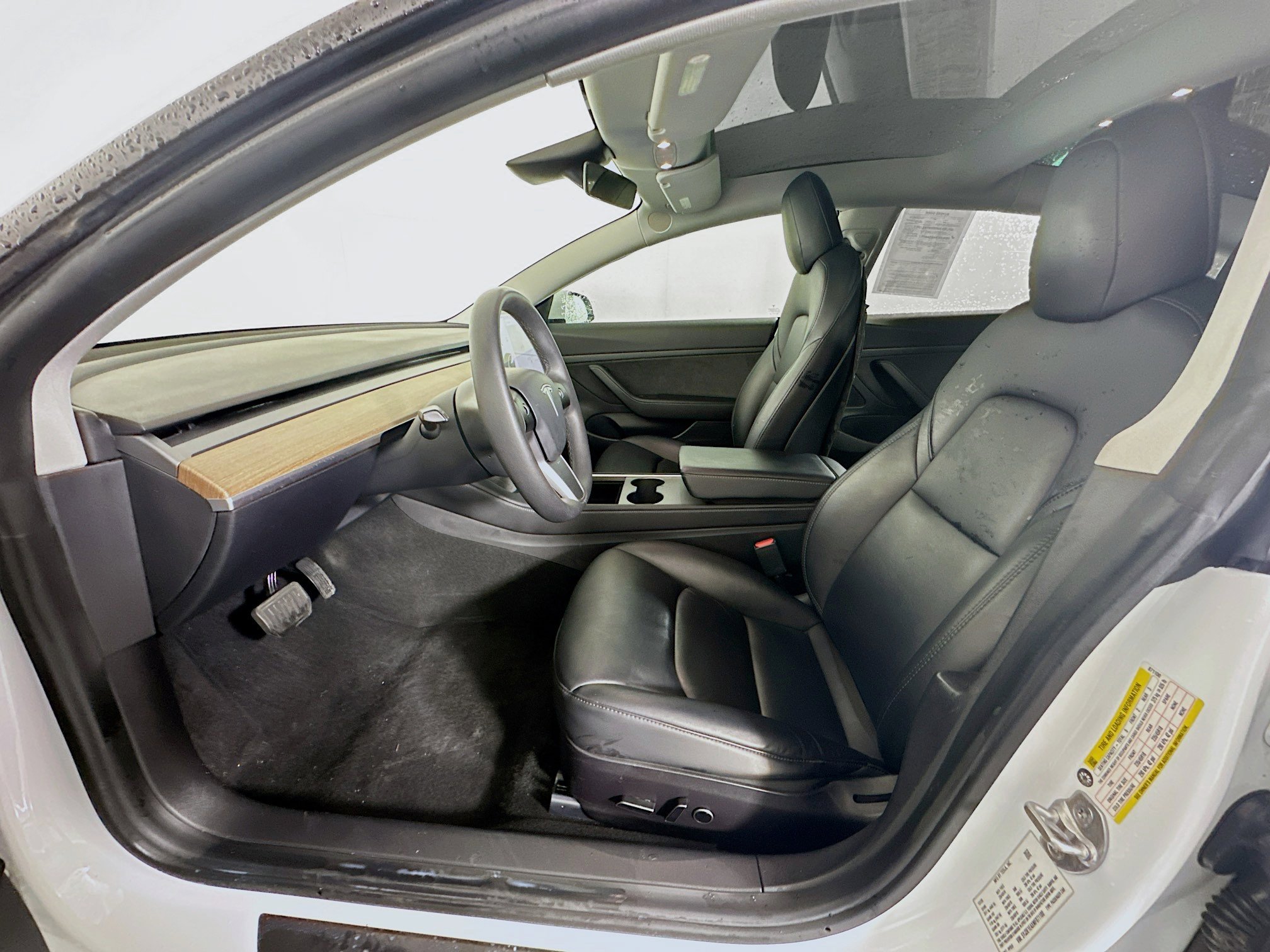 Used 2021 Tesla Model 3 Standard Range Plus image 13