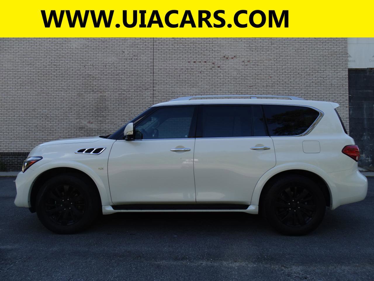 Used 2017 INFINITI QX80 2WD w/ Driver Assistance Package image 6