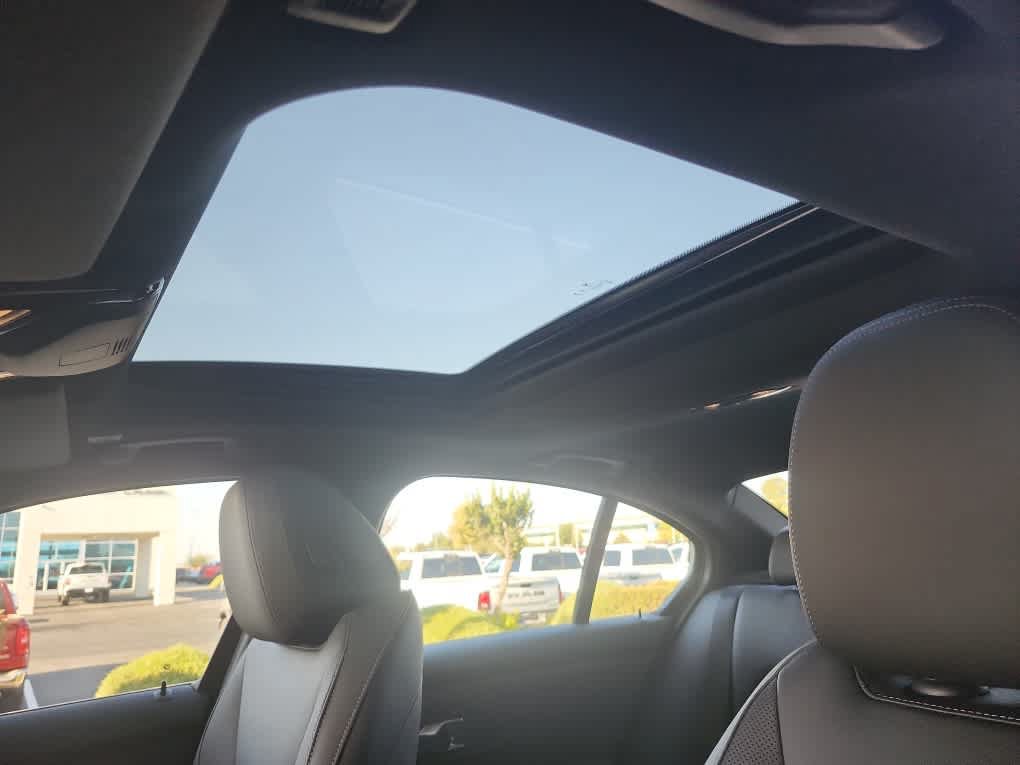 New 2026 BMW 330i Sedan w/ M Sport Package RWD image 17