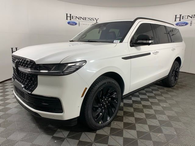 New 2025 Lincoln Navigator Reserve w/ Jet Appearance Package image 2