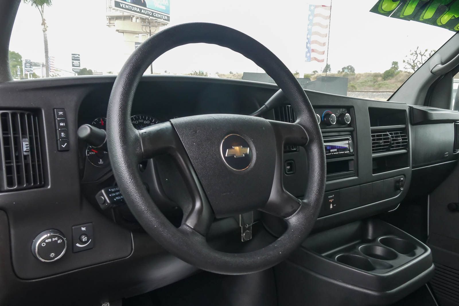 Used 2008 Chevrolet Express 2500 RWD image 14