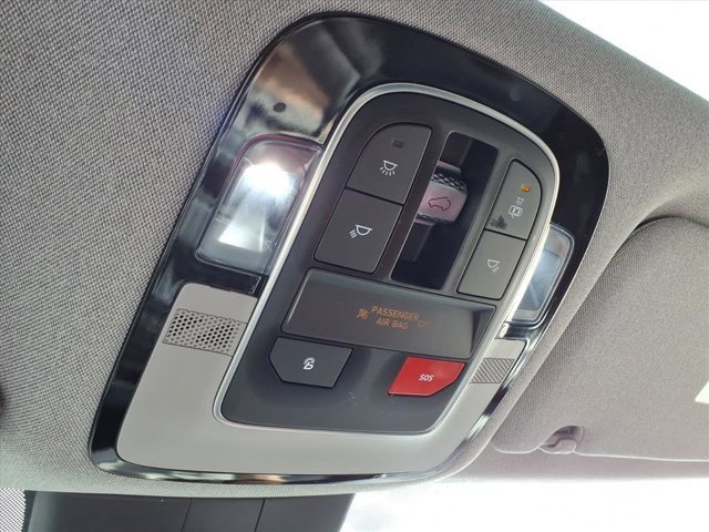 Used 2023 Hyundai Santa Fe Limited image 16