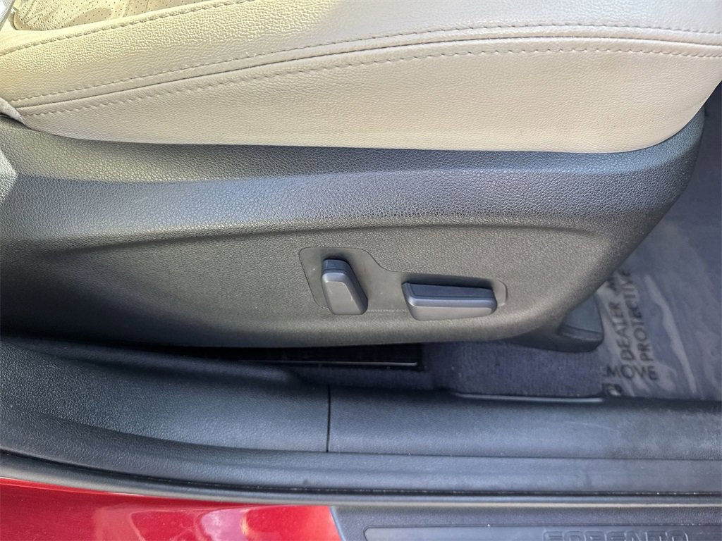 Used 2019 Kia Sorento EX w/ EX Touring Package image 46