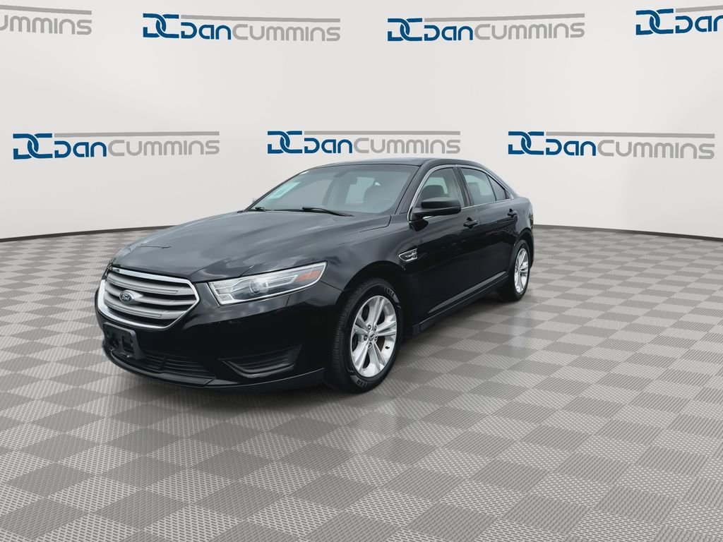Used 2016 Ford Taurus SE FWD image 4