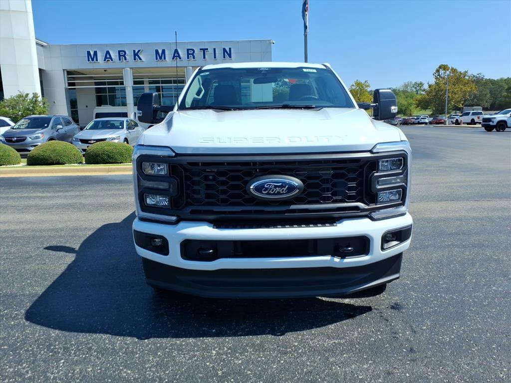 New 2026 Ford F250 XL image 2