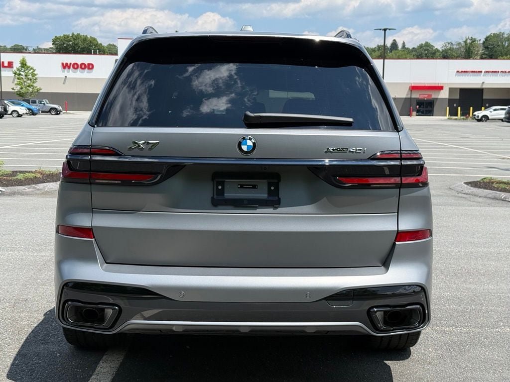 New 2027 BMW X7 xDrive40i w/ Executive Package AWD/4WD image 5
