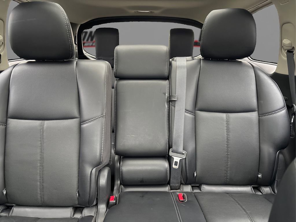 Used 2019 Nissan Pathfinder Platinum image 20