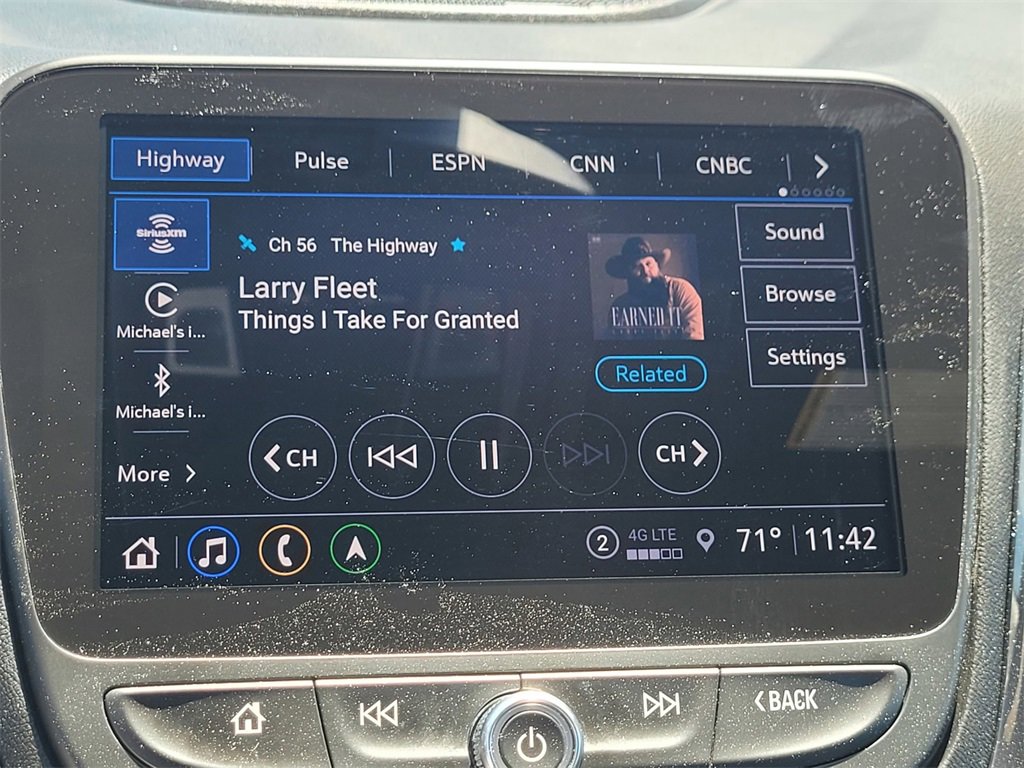 Used 2022 Chevrolet Equinox RS w/ RS Leather Package image 19