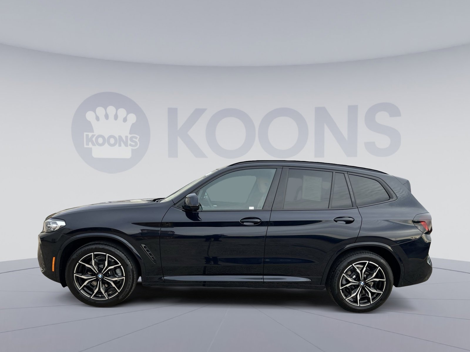 Used 2023 BMW X3 xDrive30i w/ M Sport Package image 2
