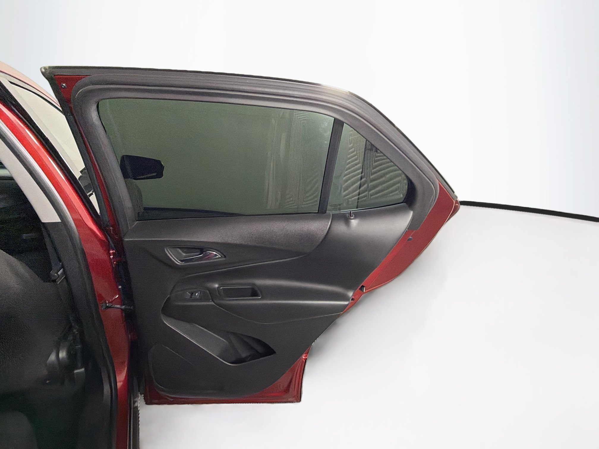 Used 2018 Chevrolet Equinox LT FWD image 28