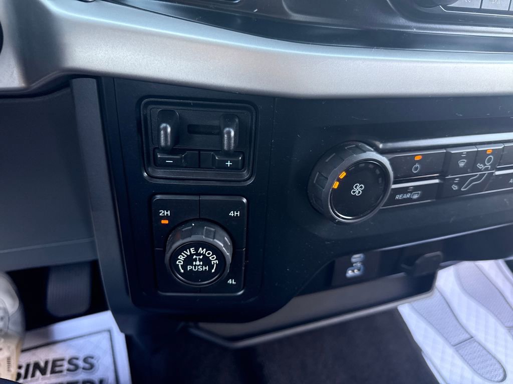 Used 2022 Ford F150 XLT image 31