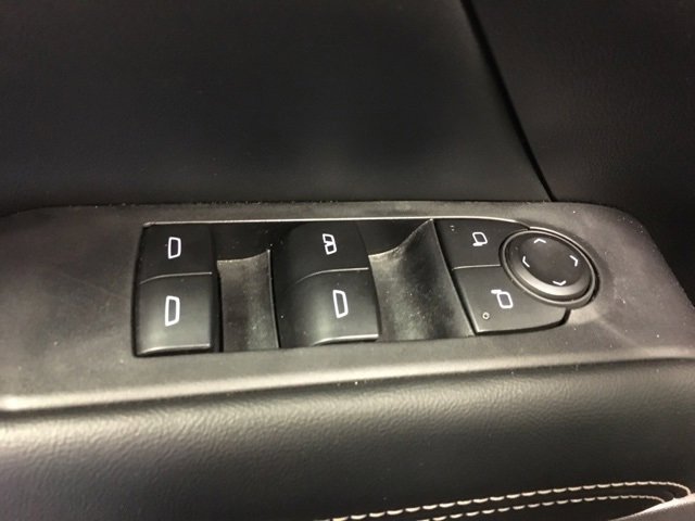 Used 2025 GMC Terrain Elevation image 33